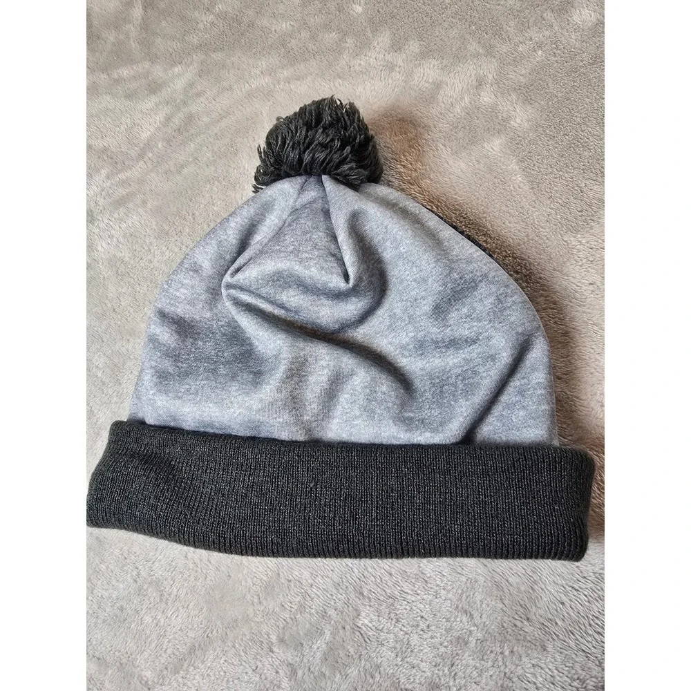 Nike Youth‎ Gray Swoosh Pom Beanie Hat Cap Winter Ski